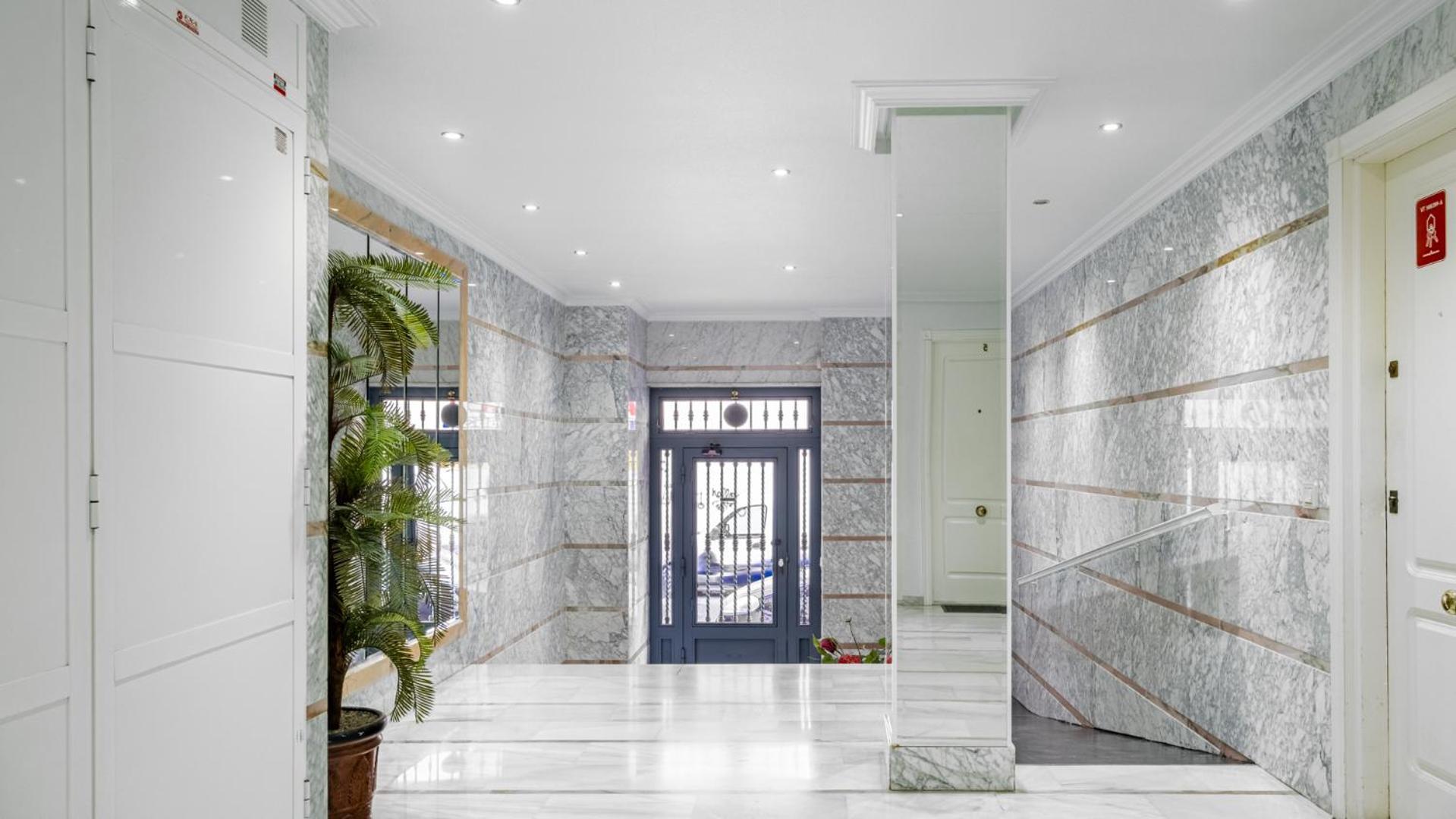 Apartamento Centrico Con Garaje Torrevieja Exterior foto